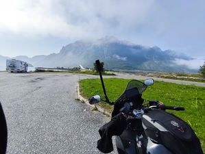 dzień, słonecznie, motocykl, w tle ośnieżone góry