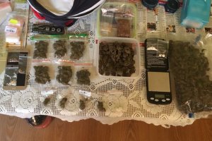 Blisko 220 g narkotyków przechwycone przez policję