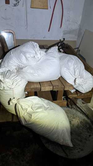 Zabezpieczone worki z lewym towarem