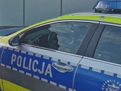 Na zdjęciu radiowóz policyjny