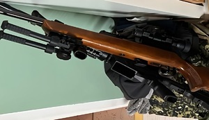 Zdjęcie zabezpieczonej broni.