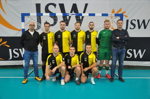 Zdjęcie przedstawiające zawodników turnieju.