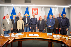 zdjęcie grupowe wszystkich uczestników posiedzenia Rady Historycznej Komendanta Głównego Policji