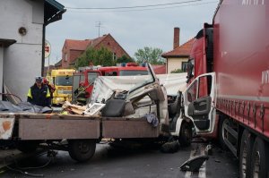 Policjanci w trakcie oględzin