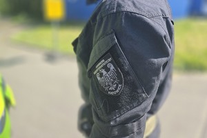 Na zdjęciu naszywka na mundurze Policja Kontrterrorysta Katowice