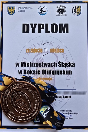 dyplom oraz medal