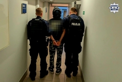 zatrzymany z policjantami