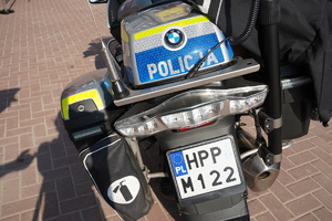 zdjęcie policyjnego motocykla