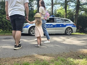 na zdjęciu widać radiowóz