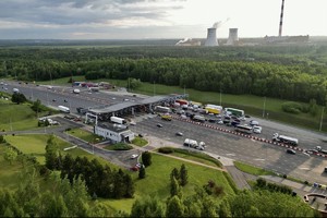 zdjęcie przedstawia autostradę