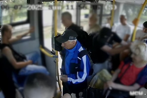 zdjęcie przedstawia wizerunek zaginionego opisany w artykule