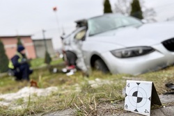 zdjęcie przedstawia miejsce wypadku drogowego