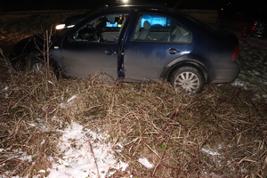 Na zdjęciu zatrzymany samochód