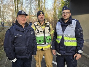 Zdjęcia z ćwiczeń policyjnych w szkole