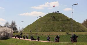 Motocykliści podczas przejazdu Piekarskiej Parady Motocyklowej