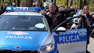 Motocykliści podczas przejazdu Piekarskiej Parady Motocyklowej