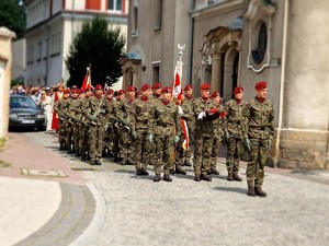 Zdjęcie przedstawia żołnierzy.