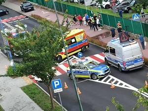 Zdjęcie przedstawia miejsce zdarzenia drogowego.