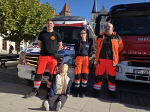 Zdjęcie przedstawia uczestników podczas bicia rekordu w RKO.