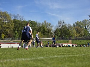na zdjęciu uczestnicy turnieju piłki nożnej