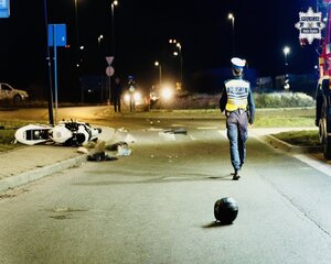 Służby na miejscu zdarzenia drogowego