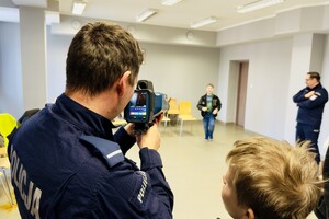 Pokaz policyjnego sprzętu