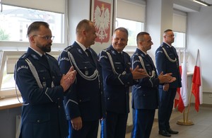 Na zdjęciu kadra kierownicza z Zastępcą Komendanta Wojewódzkiego Policji w Katowicach na czele.