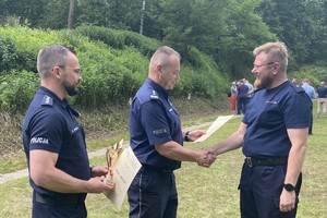 Policjanci podczas zawodów o PUCHAR KOMENDANTA