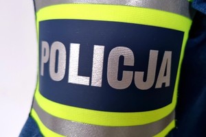opaska z napisem policja