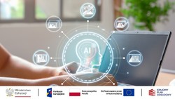 na zdjęciu plakat, na którym widnieje laptop
