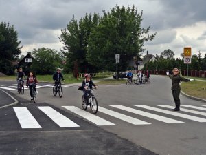 Rywalizacja w ręcznym kierowaniu ruchem drogowym