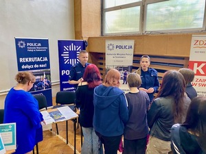 Zostań Śląskim Policjantem” – policjanci podczas V Śląsko- Zagłębiowskiego Forum Edukacji Zawodowej