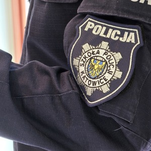 zdjęcie przedstawia naszywkę na mundurze