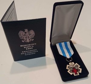 zdjęcie przedstawia medal