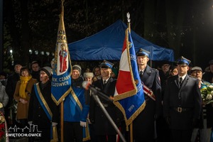 zdjęcie przedstawia obchody 80 rocznicy tragedii górnośląskiej