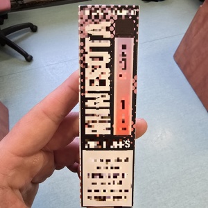 zdjęcie przedstawia e-papierosa