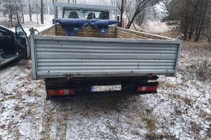 na zdjęciu samochód dostawczy