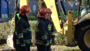 Alarm bombowy w szkole - ćwiczenia