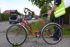 Rower, którym jechał 38 letni mężczyzna