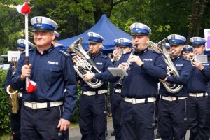 Orkiestra policyjna zagrała na Dniu Godności