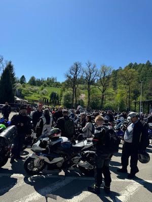 motocykliści